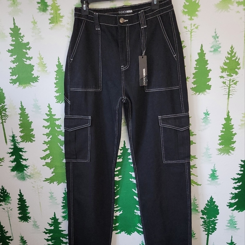 Fashion Nova Carpenter Cargo Jeans.